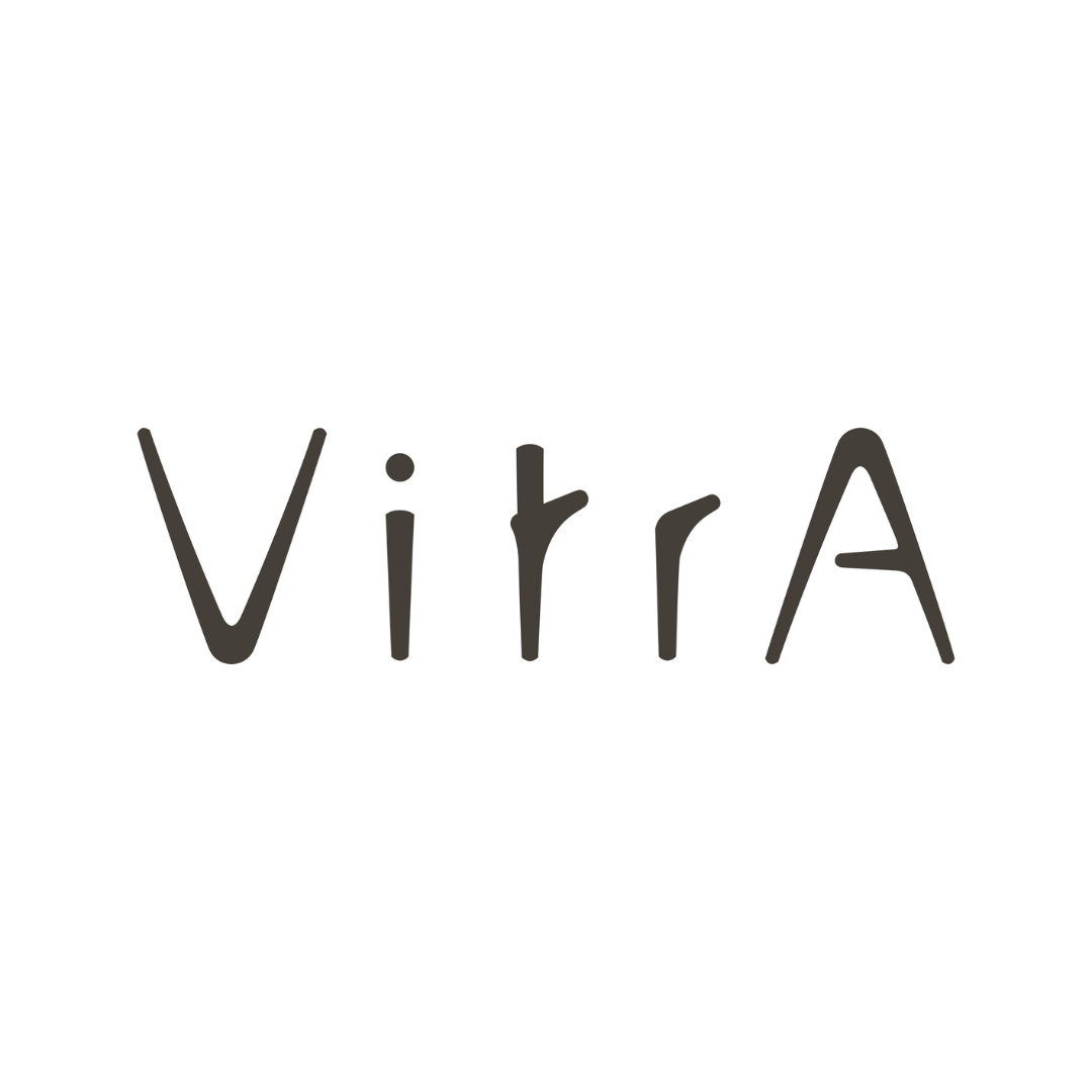 Das Bild zeigt das Logo des Sanitär Herstellers Vitra, bekannt u.a. für Keramikprodukte wie WC, Waschtische und Sanitärmöbel. Der Schriftzug des Logos ist in der Farbe schwarz gehalten der Hintergrund ist weiß.